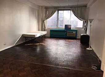 Rented by Nest Seekers International