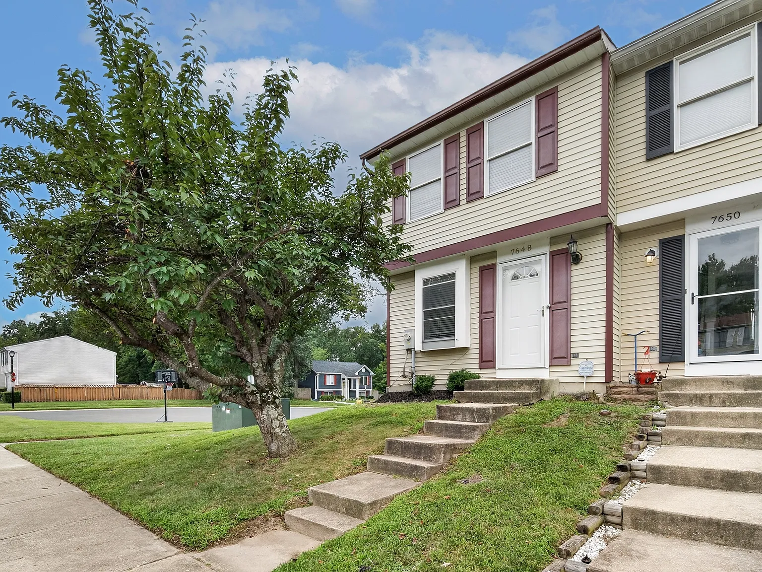 3 bed, 1475 sqft, $2,500 — Photo 4