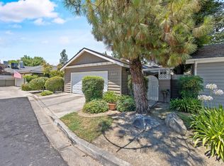 1442 E Castleview Ave, Visalia, CA 93292