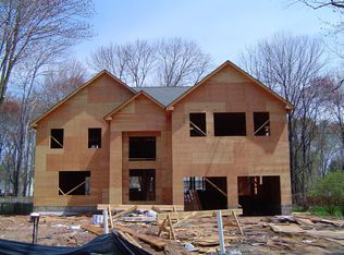 30 Hillsdale Rd, Edison, NJ 08820