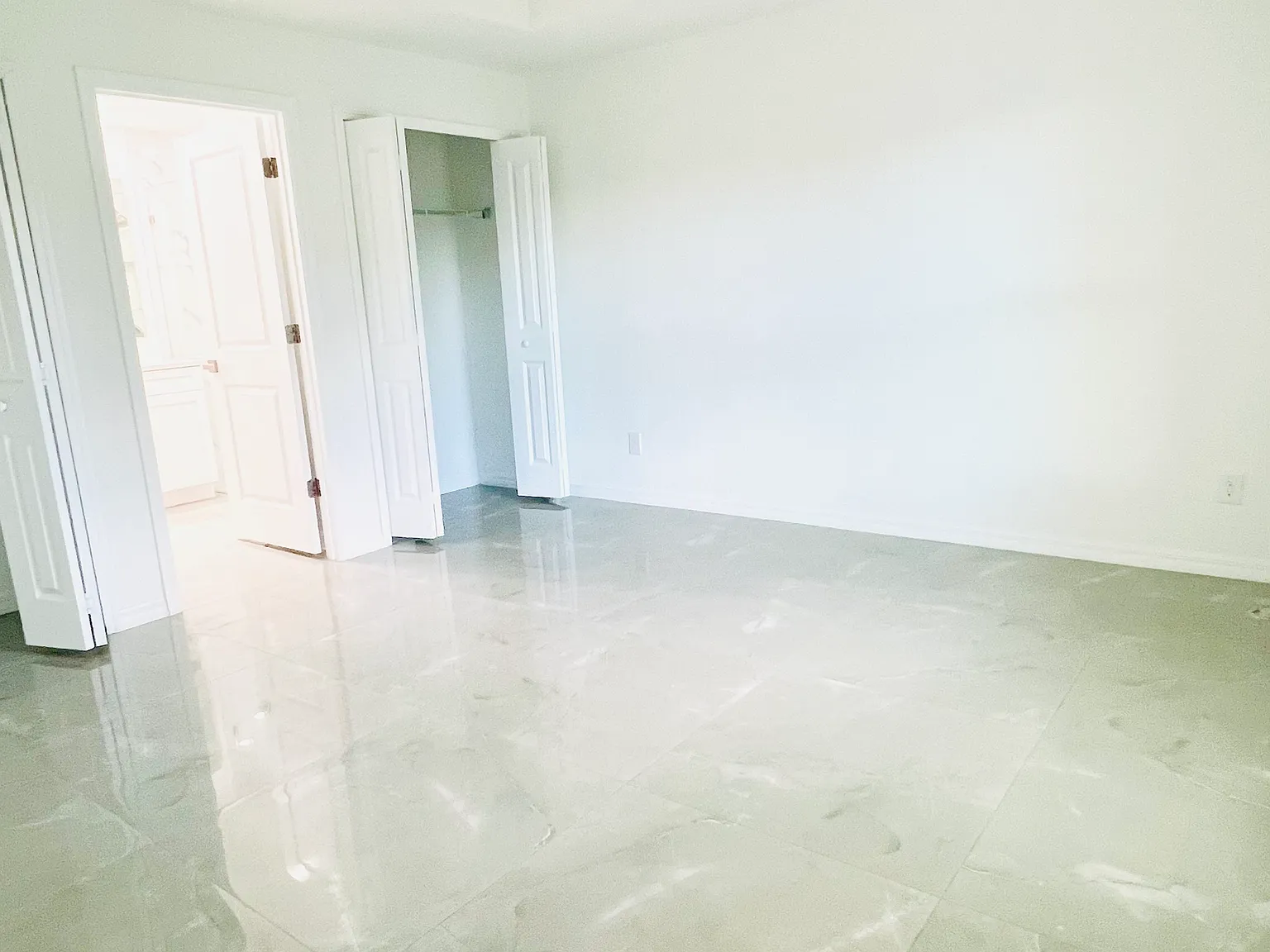3 bed, 1500 sqft, $1,800 — Photo 2