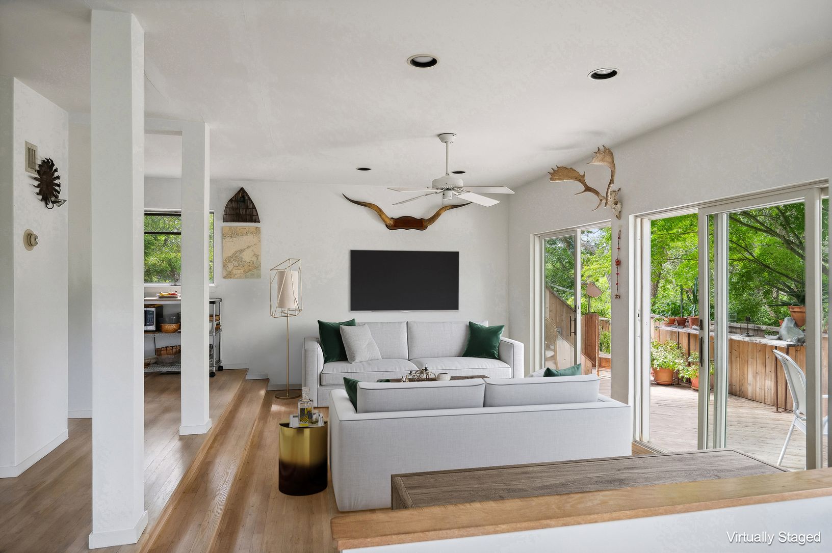  Living Room (Staged)