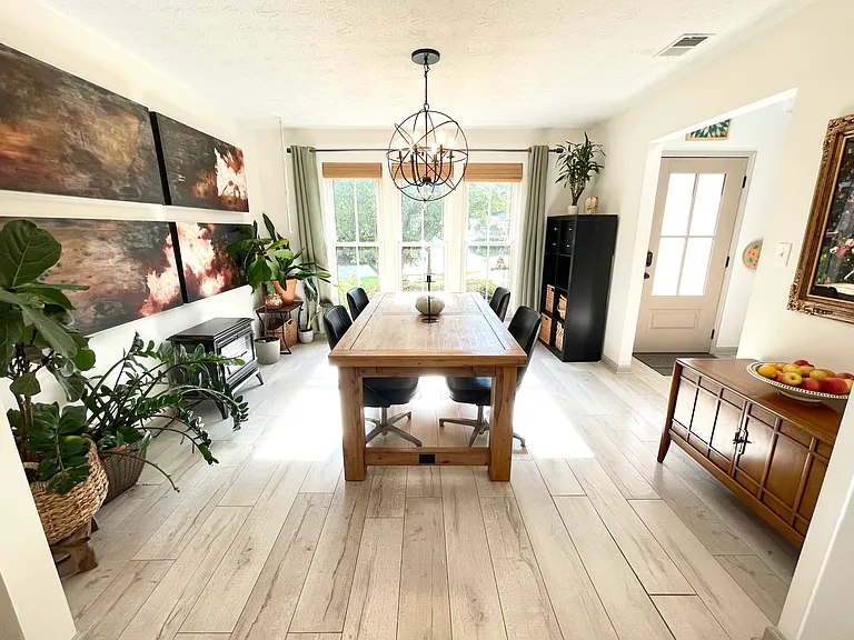 1109 Ashbury Dr — Photo 12