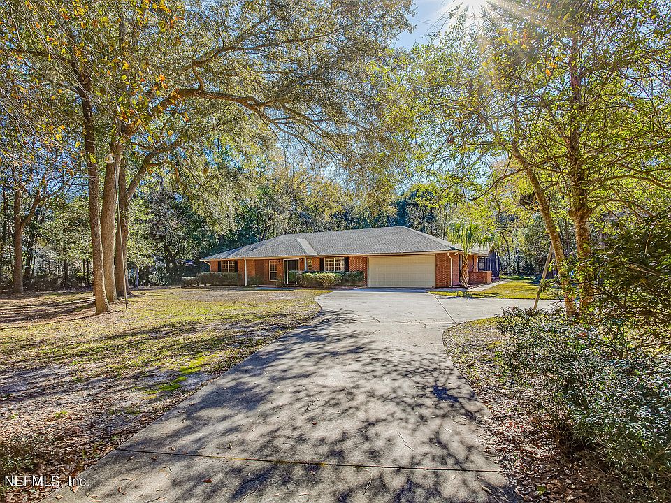 1st image of 7832 Forest Cir
