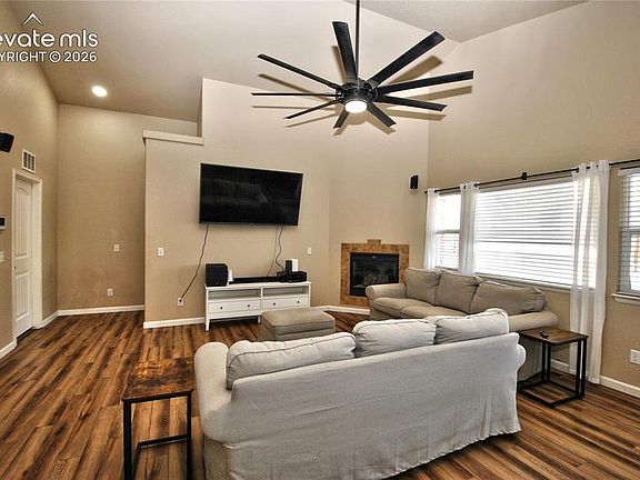 3rd image of 6550 Tranters Creek Way