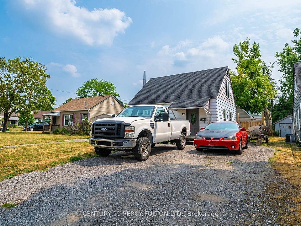 1st image of 253 Princess Elizabeth Cres