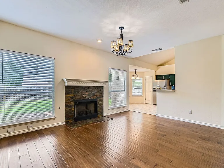 17904 Worley Dr — Photo 7