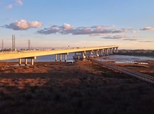 210 Bridgeview Ct #A, Surf City, NC 28445