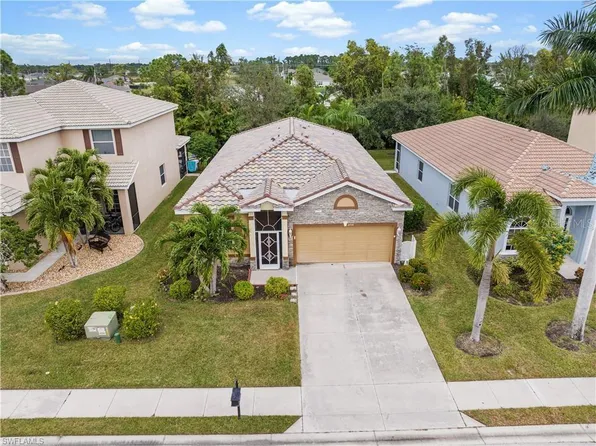 2738 Blue Cypress Lake Ct, Cape Coral, FL 33909