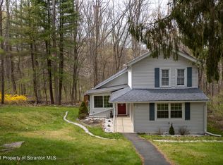 324 Melrose Ave, Clarks Summit, PA 18411