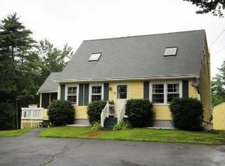 15 Arbor Woods Rd, Raymond, ME 04071