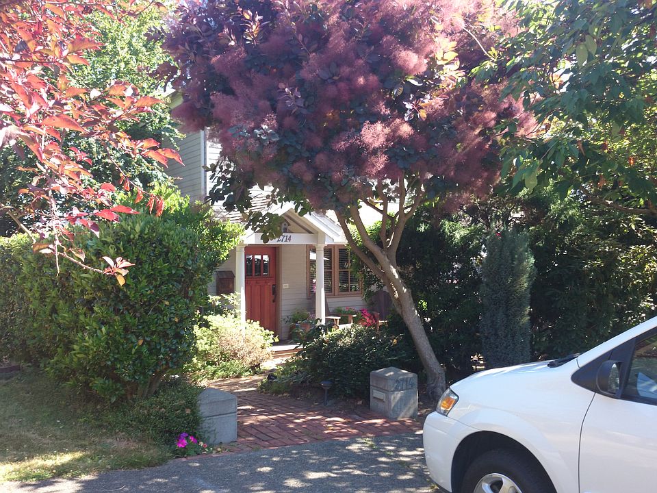 2nd image of 2714 W Elmore St