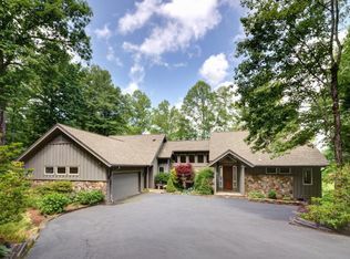 84 Rhododendron Run, Sapphire, NC 28774