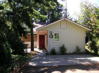 175 Nob Hill St, Florence, OR 97439