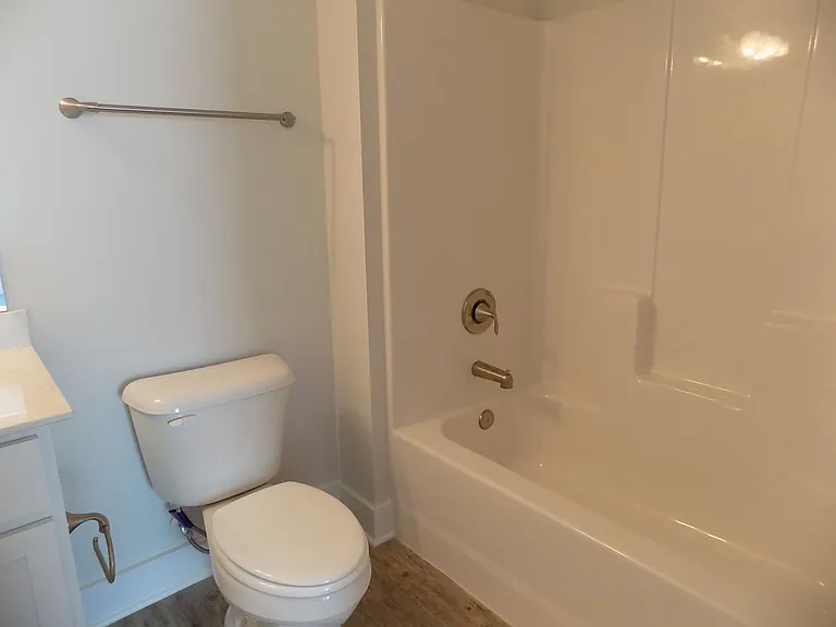 16 Circlewood Dr — Photo 14