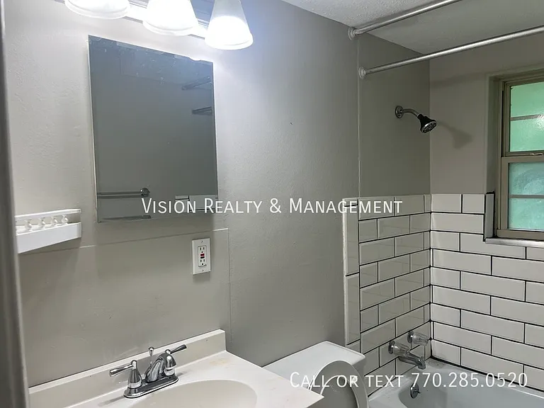 1012 Sapphire St — Photo 14