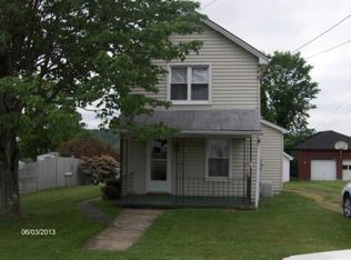 63 3rd Ave, Atlasburg, PA