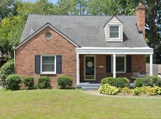 212 Ridgeway Ave, Saint Matthews, KY 40207