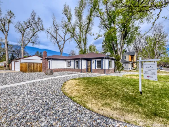 1105 Leyden Street, Denver, CO 80220