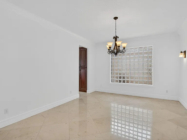 8326 Emerald Winds Cir — Photo 10