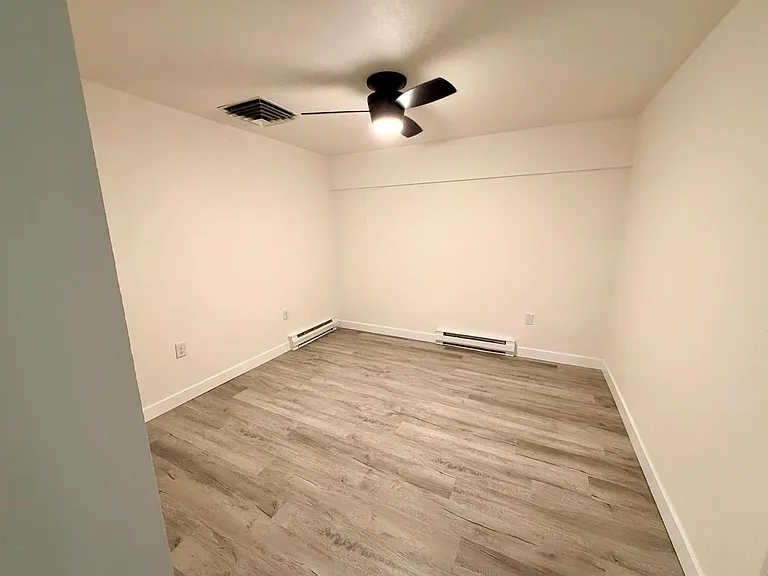 239 Nancy St — Photo 22