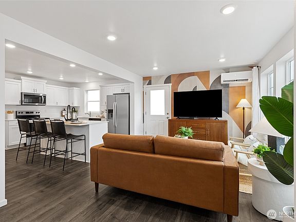 3rd image of 518 Cremini Loop SE #69