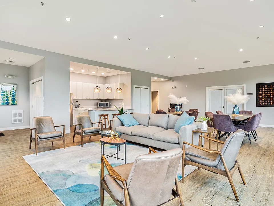 Eagle Creek Apartments