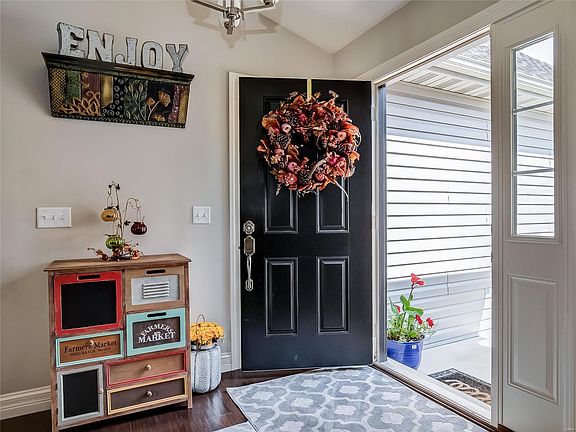 Large Entry Way