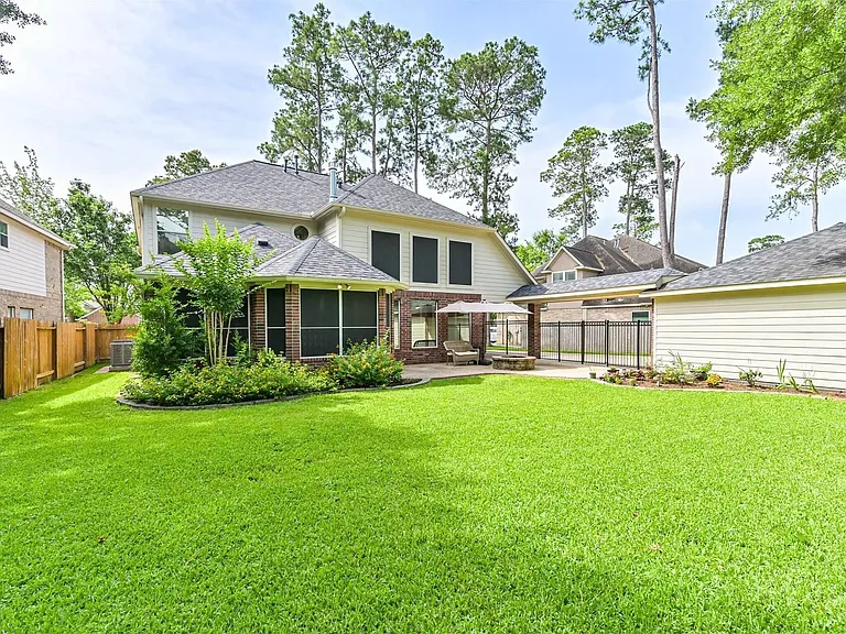 16022 Diamond Rock Dr — Photo 43