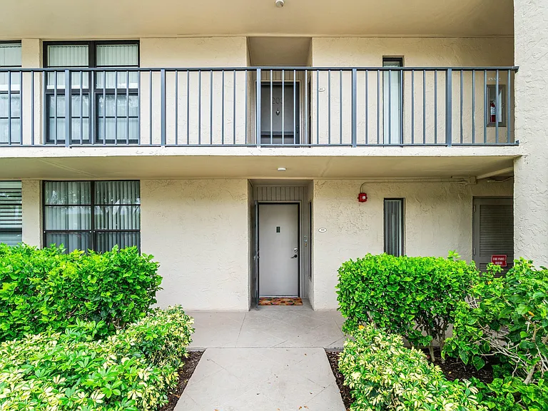 17 Royal Palm Way #103 — Photo 29