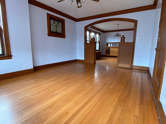 4th image of 1616 S 49th Ave Floor 2