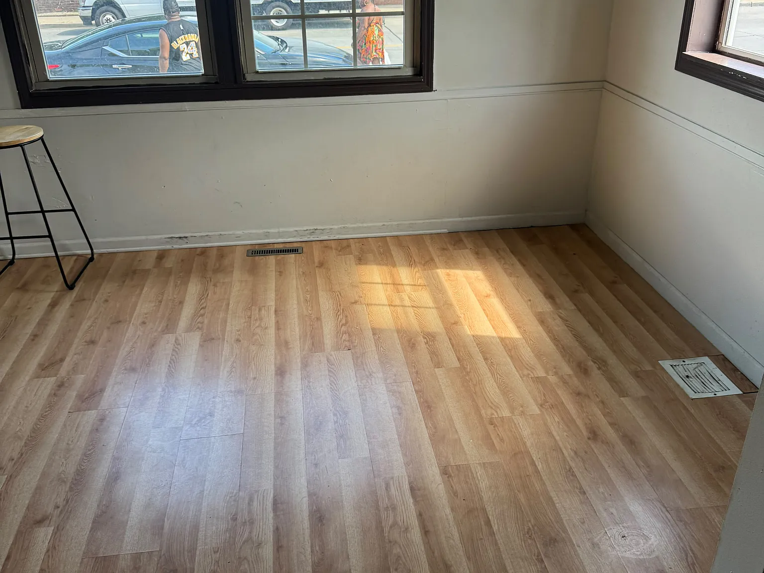 Studio, $525 — Photo 4