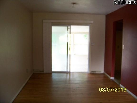 4th image of 3502 Dawn Dr