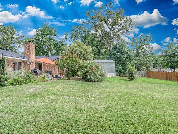 3rd image of 8935 Blom Blvd