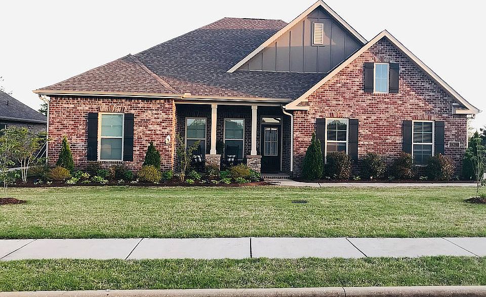 Neighborhood has sidewalks 