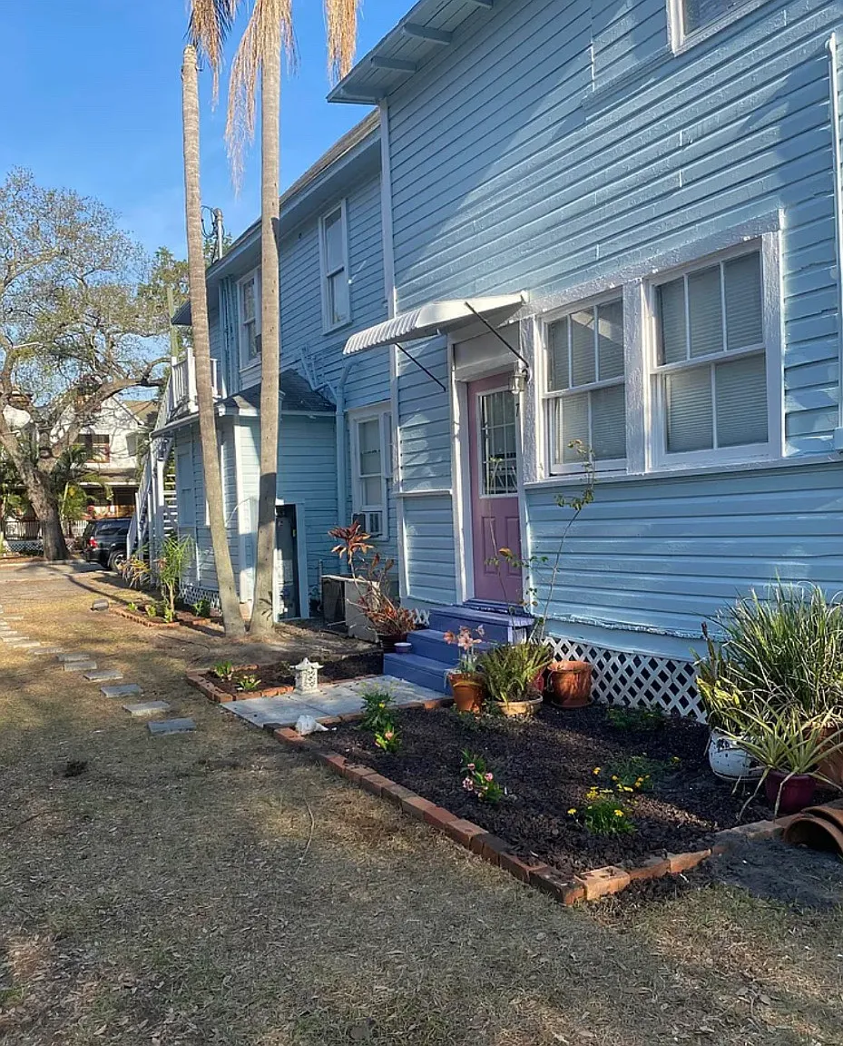 Studio, 600 sqft, $1,295 — Photo 1