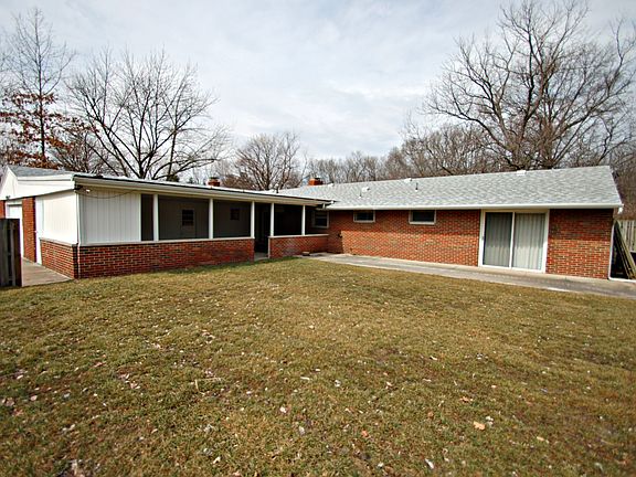 2nd image of 74 Louelm Ave
