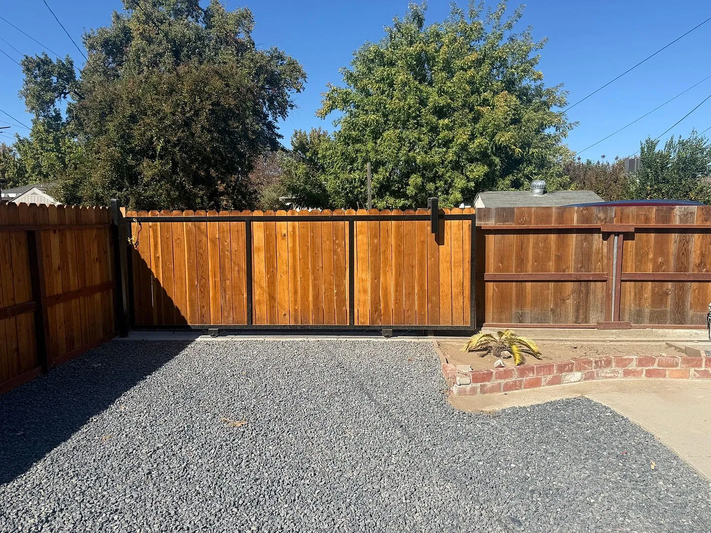 Charming 2BR House in Modesto — Photo 3