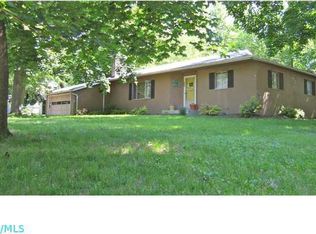 552 Evening St, Worthington, OH 43085