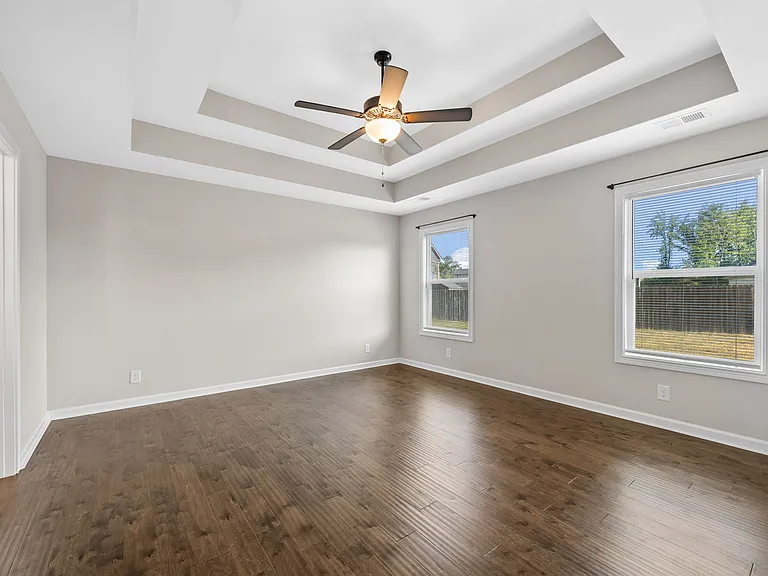 805 Waldon Ct — Photo 19