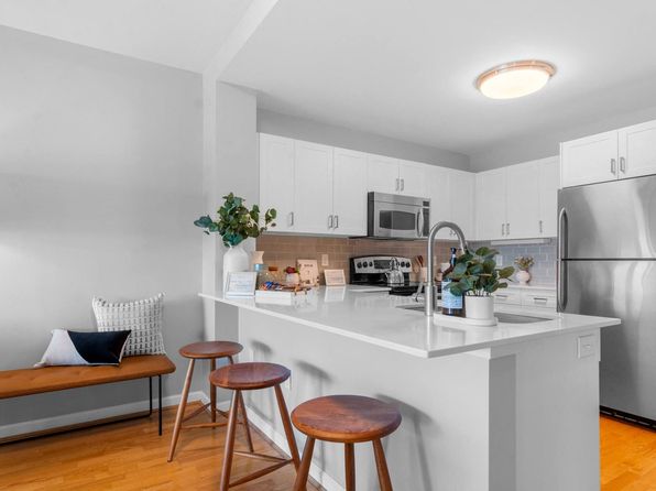 Amelia | 10 Faxon Ave, Quincy, MA