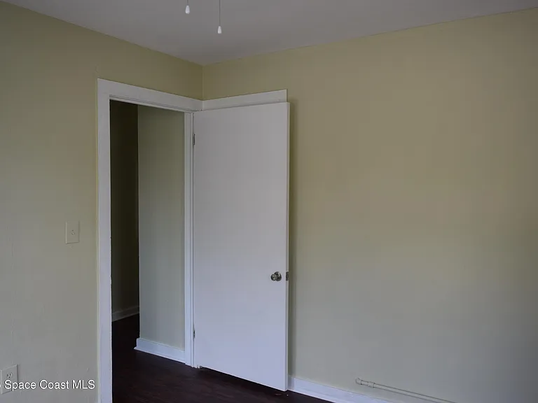 658 Young St #1 — Photo 12