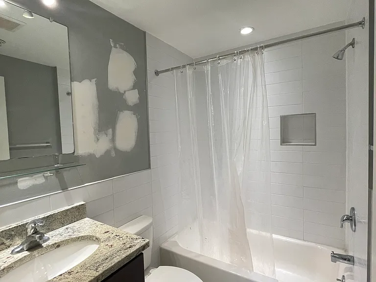 531 Budd St #B1 — Photo 6