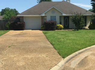 4505 Cliff Cv, Byram, MS 39272