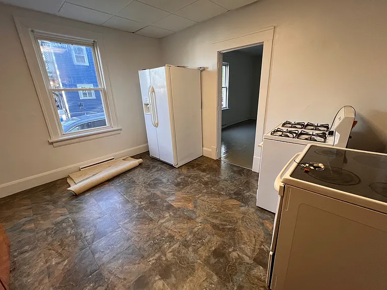 818 N University St — Photo 10