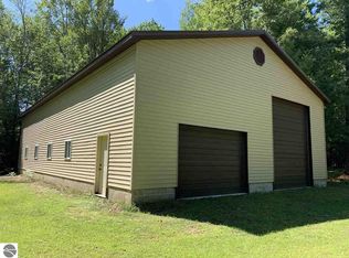 5920 Laird Lake Rd, Hale, MI 48739