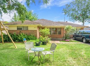 401 Long Dr, Baytown, TX 77521