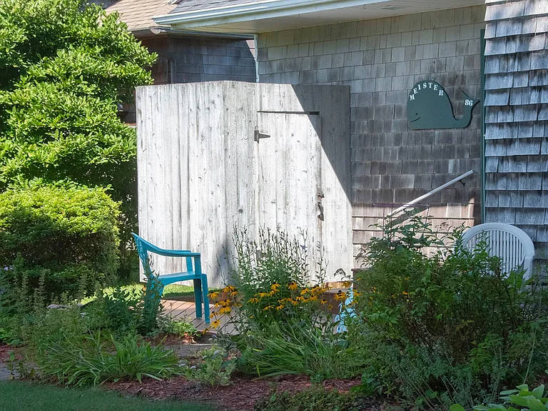 86 E Shore Ave — Photo 21