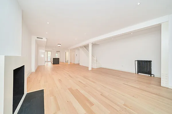 Rented by Corcoran | media 15