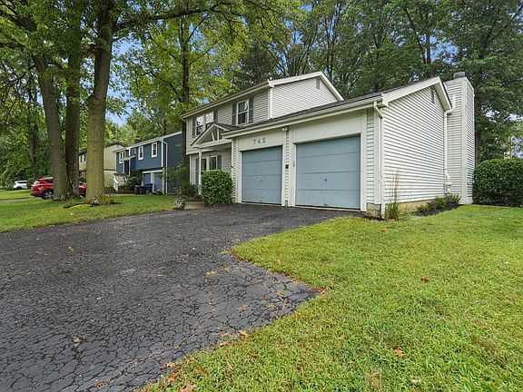 4th image of 742 Stygler Rd N